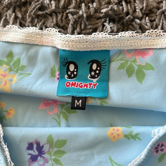 O-Mighty Flower Power Baby Blue Floral Mini Skirt Size Medium - Picture 7 of 11